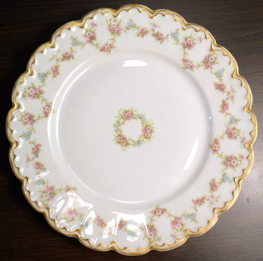 Schleiger 598a Dinner Plate by Haviland-1