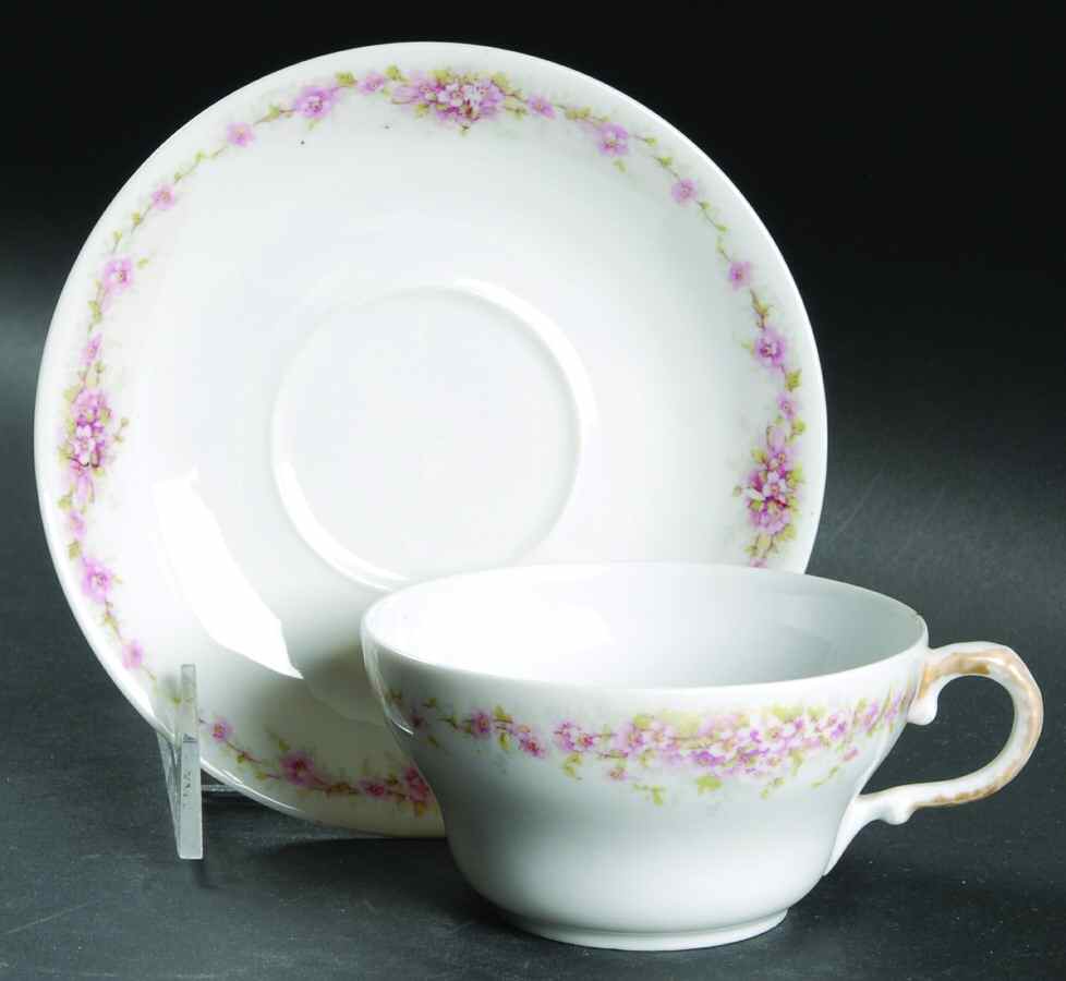 Schleiger 601c Flat Cup & Saucer Set by Haviland-1