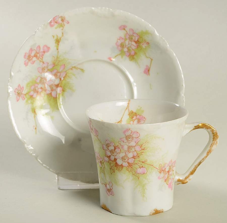 Schleiger 609b Flat Demitasse Cup & Saucer Set by Haviland-1