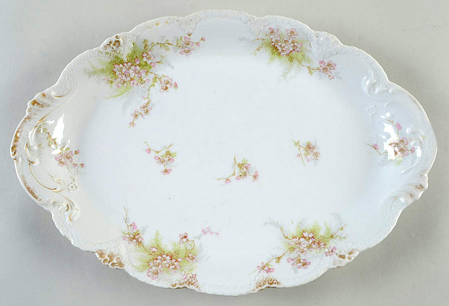 Schleiger 609e 14" Oval Serving Platter by Haviland-1