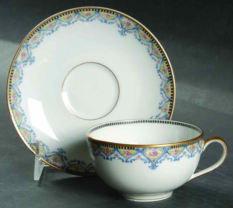 Schleiger 617a Flat Cup & Saucer Set by Haviland-1