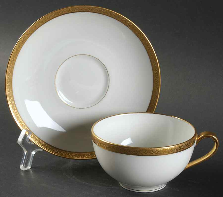 Schleiger 623 Flat Cup & Saucer Set by Haviland-1