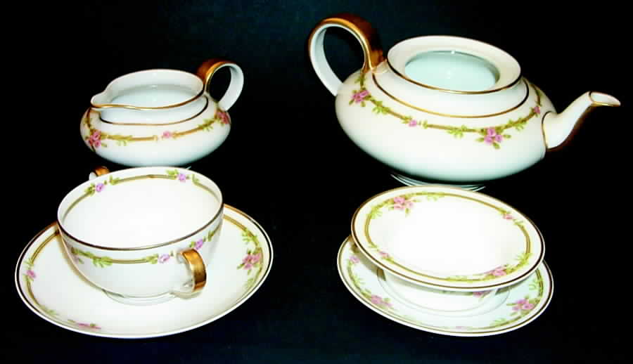 Schleiger 625A Creamer by Haviland-1