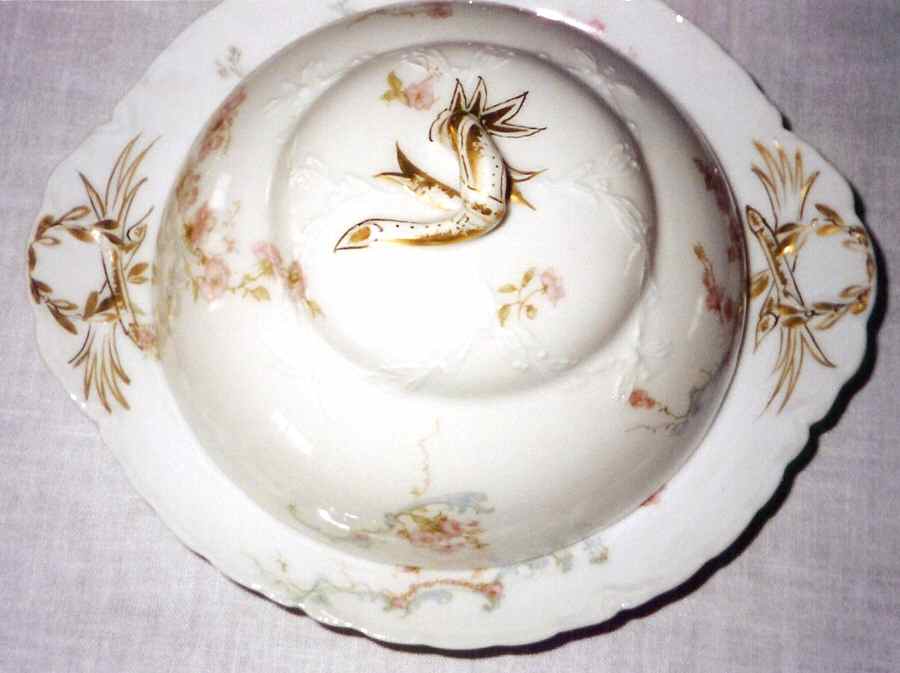 Schleiger 63B Round Covered Butter by Haviland-1