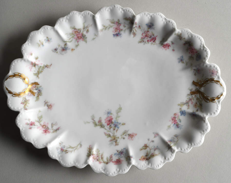 Schleiger 659 11" Oval Serving Platter by Haviland-1