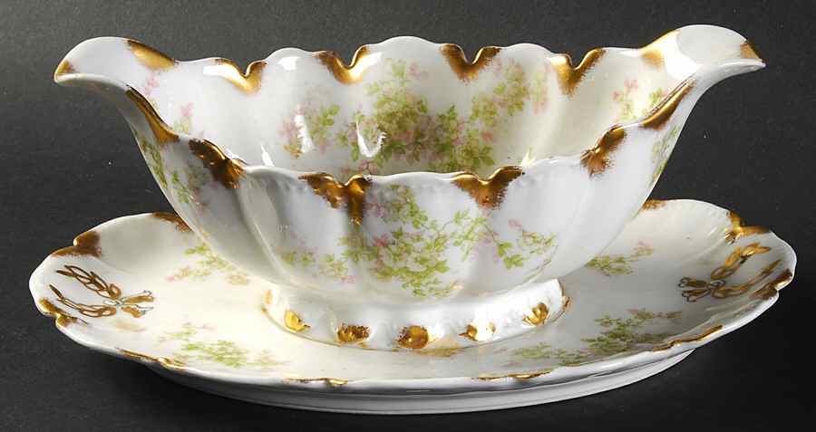 Schleiger 67 Gravy Boat with Attached Underplate by Haviland-1