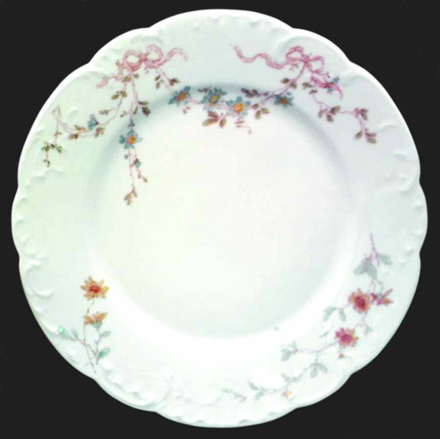Schleiger 672d Dinner Plate by Haviland-1