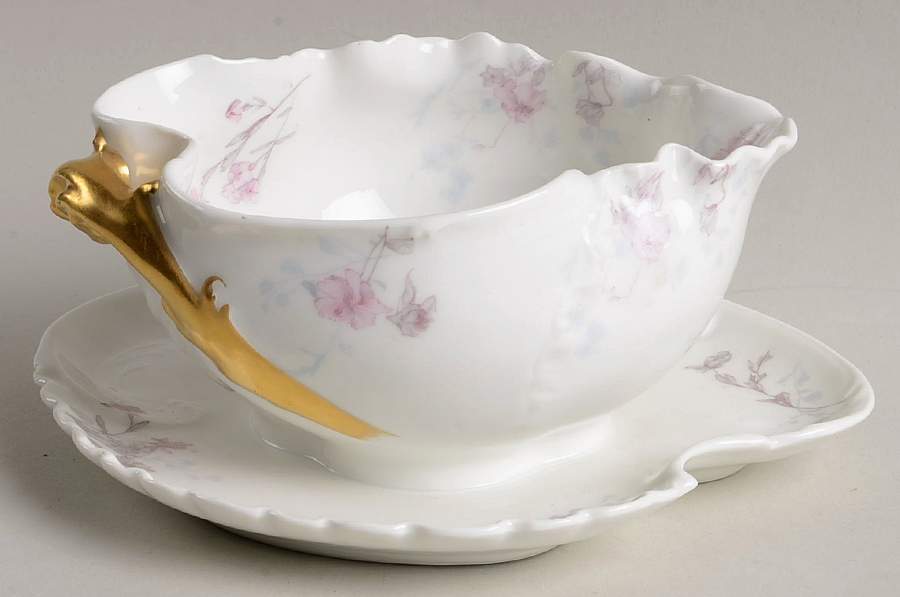 Schleiger 678A Gravy Boat with Attached Underplate by Haviland-1