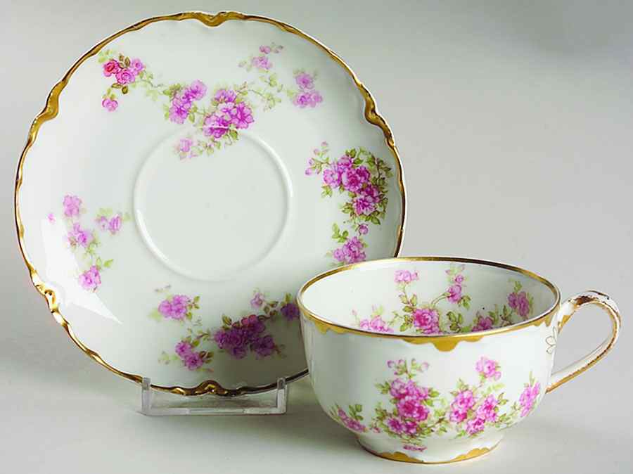 Schleiger 67v Flat Cup & Saucer Set by Haviland-1