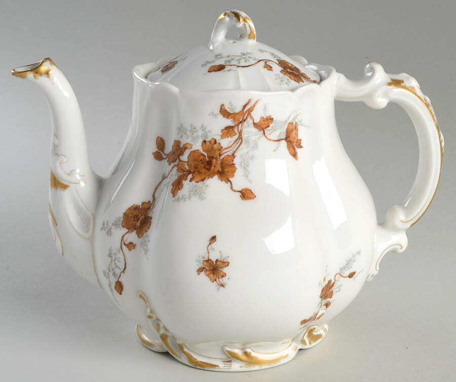 Schleiger 685 Teapot & Lid by Haviland-1