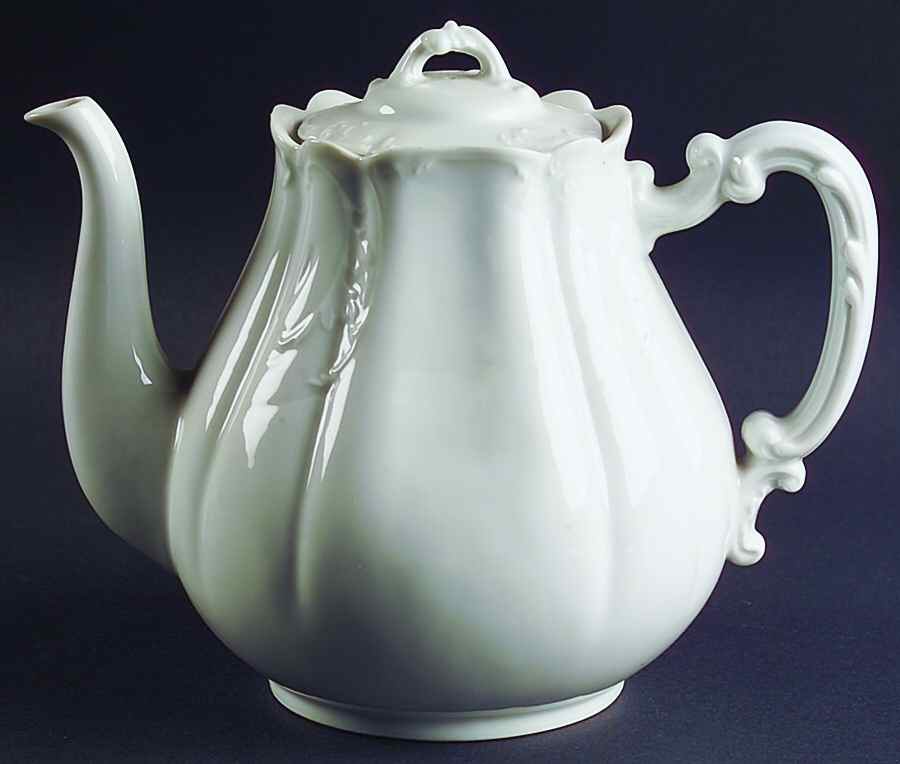 Schleiger 7 Teapot & Lid by Haviland-1