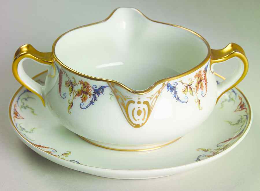 Schleiger 701A Gravy Boat with Attached Underplate by Haviland-1