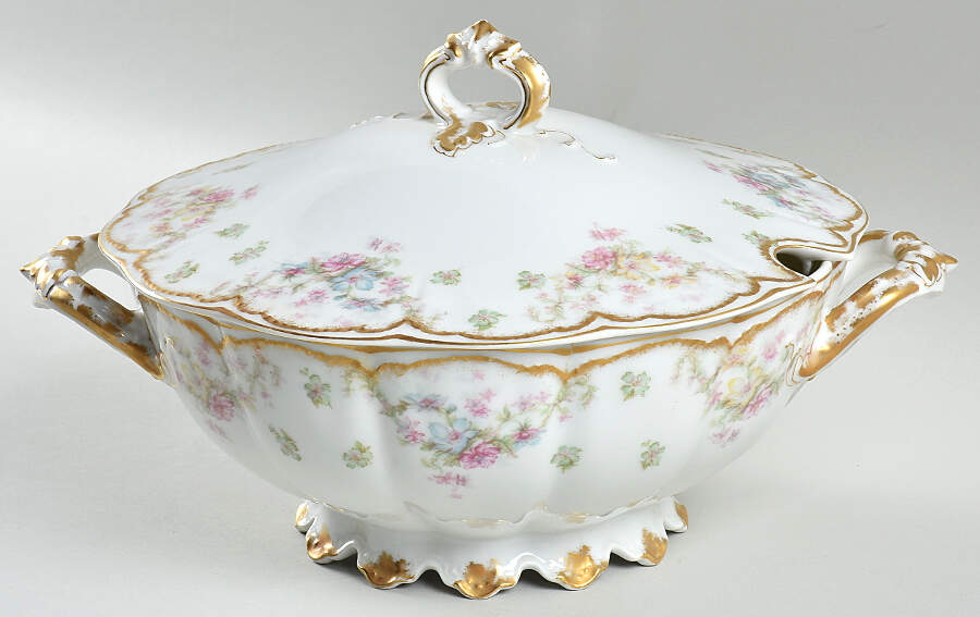 Schleiger 72 Tureen &  Lid by Haviland-1