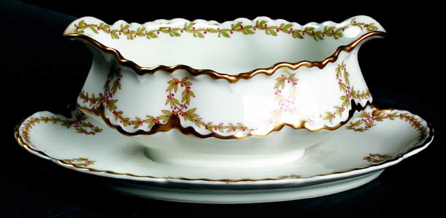 Schleiger 724 Gravy Boat with Attached Underplate by Haviland-1