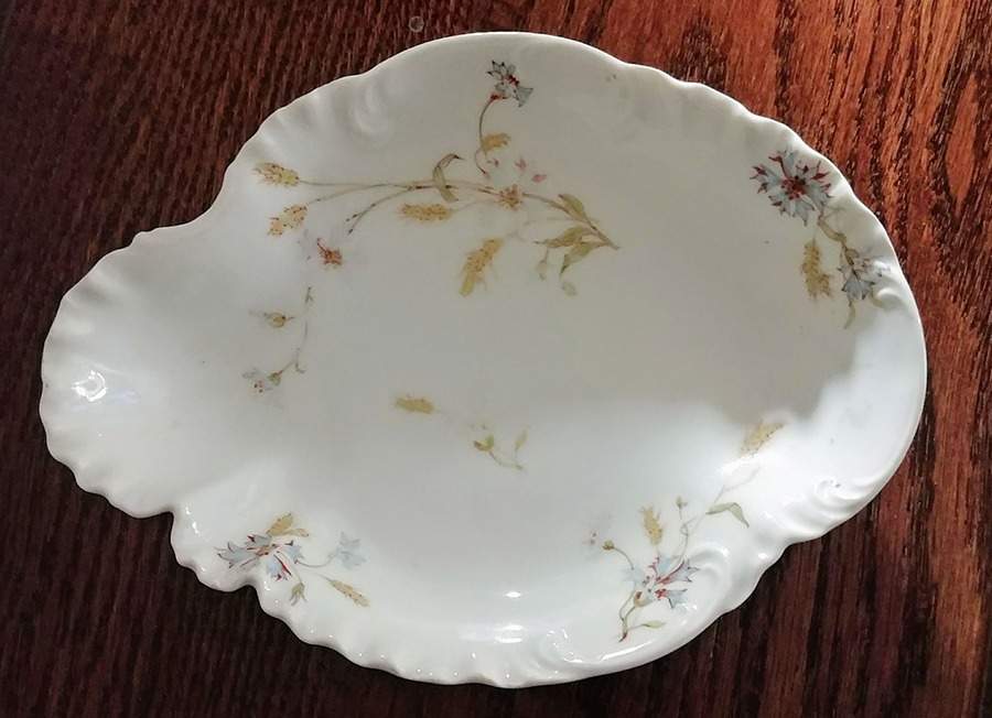 Schleiger 73A 9" Oval Vegetable Bowl by Haviland-1