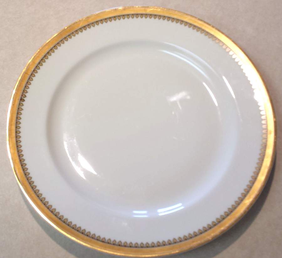 Schleiger 769 Dinner Plate by Haviland-1