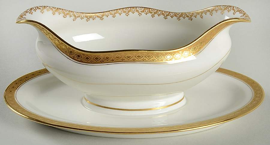Schleiger 777 Gravy Boat with Attached Underplate by Haviland-1