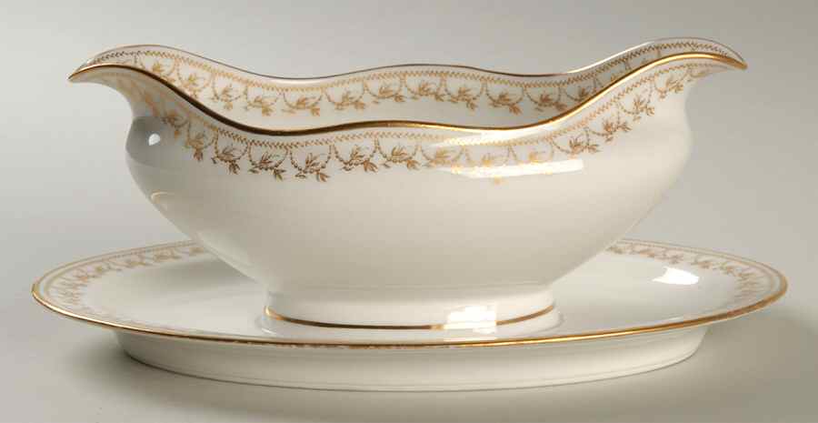 Schleiger 780 Gravy Boat with Attached Underplate by Haviland-1