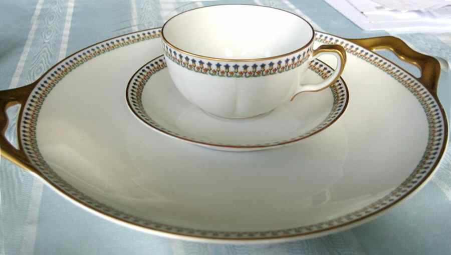 Schleiger 784a Flat Cup & Saucer Set by Haviland-1