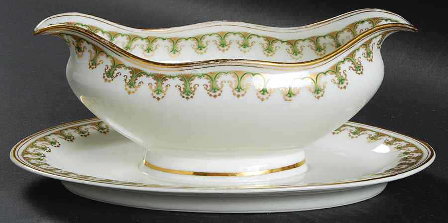 Schleiger 786 Gravy Boat with Attached Underplate by Haviland-1