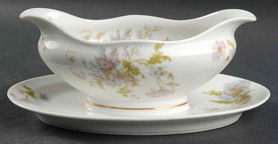 Schleiger 79 Gravy Boat with Attached Underplate by Haviland-1