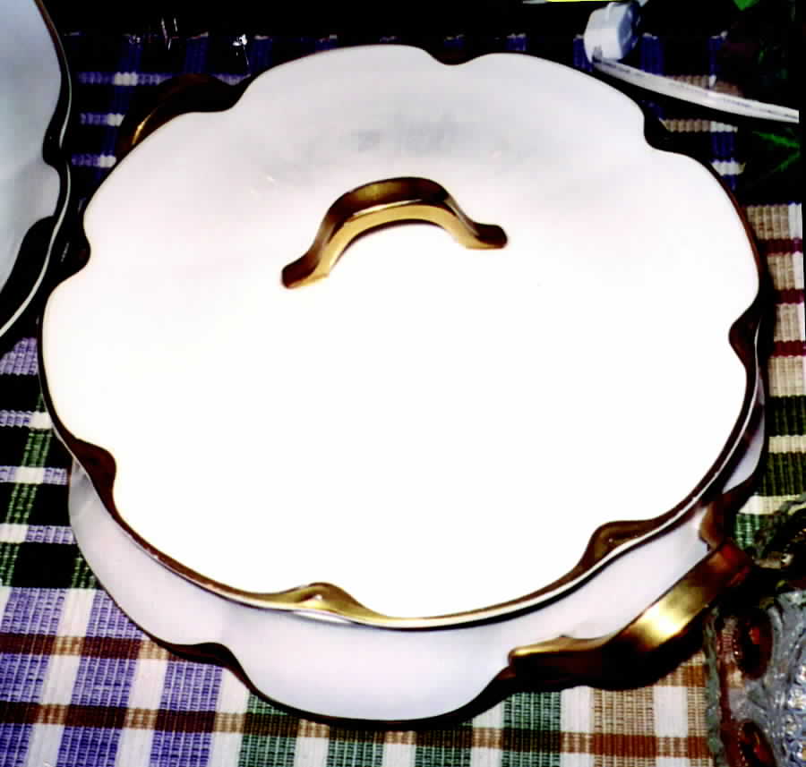 Schleiger 822a Round Covered Vegetable by Haviland-1