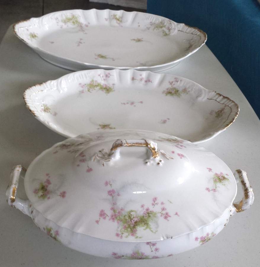 Schleiger 836 Round Covered Vegetable by Haviland-1