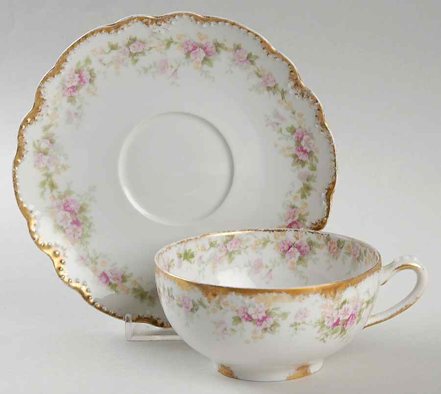 Schleiger 855b Flat Cup & Saucer Set by Haviland-1