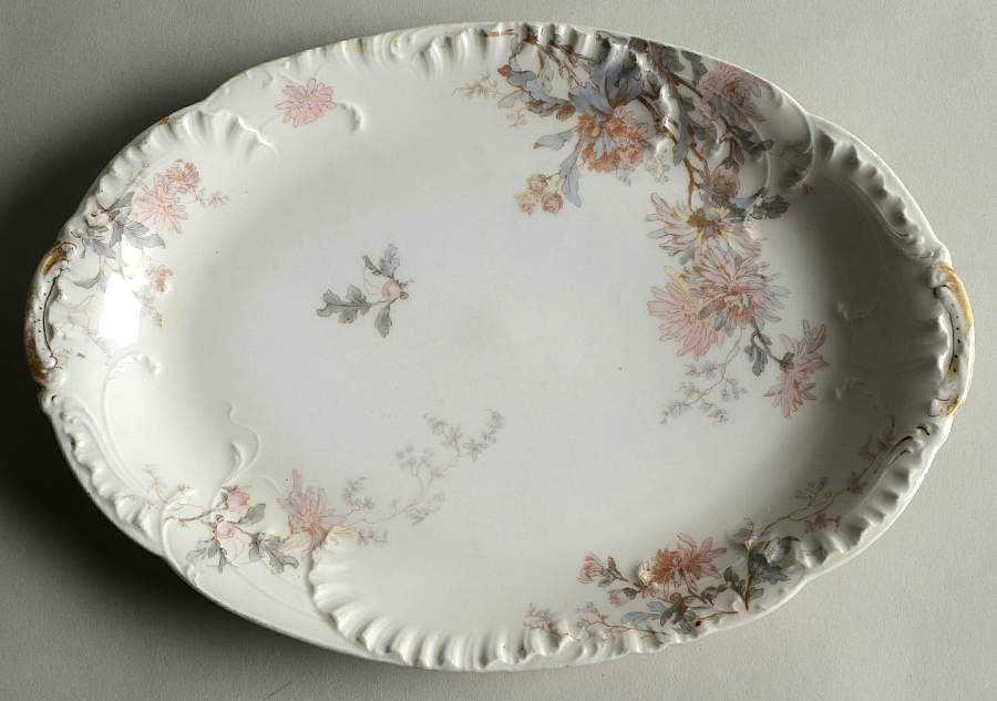 Schleiger 86 11" Oval Serving Platter by Haviland-1