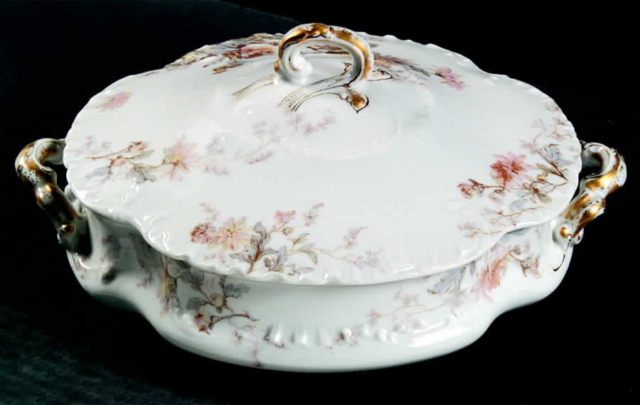 Schleiger 86 Round Covered Vegetable by Haviland-1