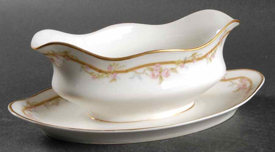 Schleiger 861 Gravy Boat with Attached Underplate by Haviland-1