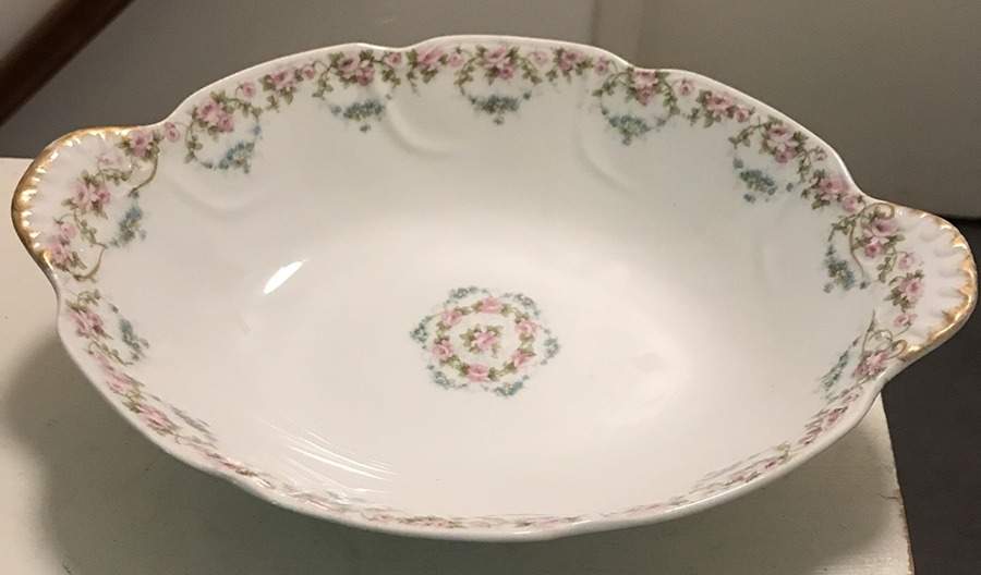 Schleiger 877B 10" Oval Vegetable Bowl by Haviland-1