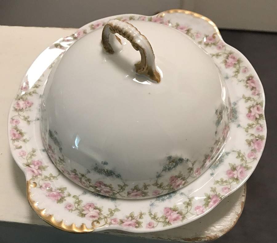 Schleiger 877B Round Covered Butter by Haviland-1