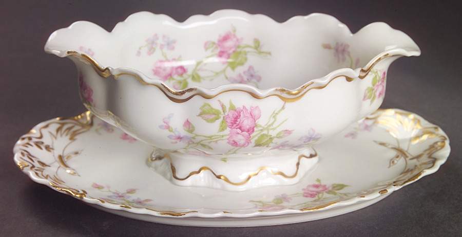 Schleiger 87D Gravy Boat with Attached Underplate by Haviland-1