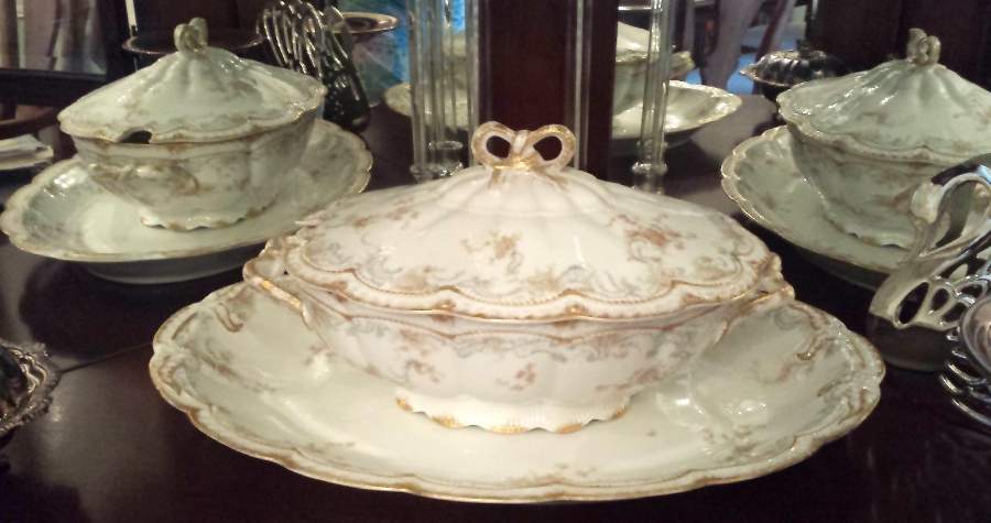 Schleiger 912a Oval Tureen & Lid by Haviland-1