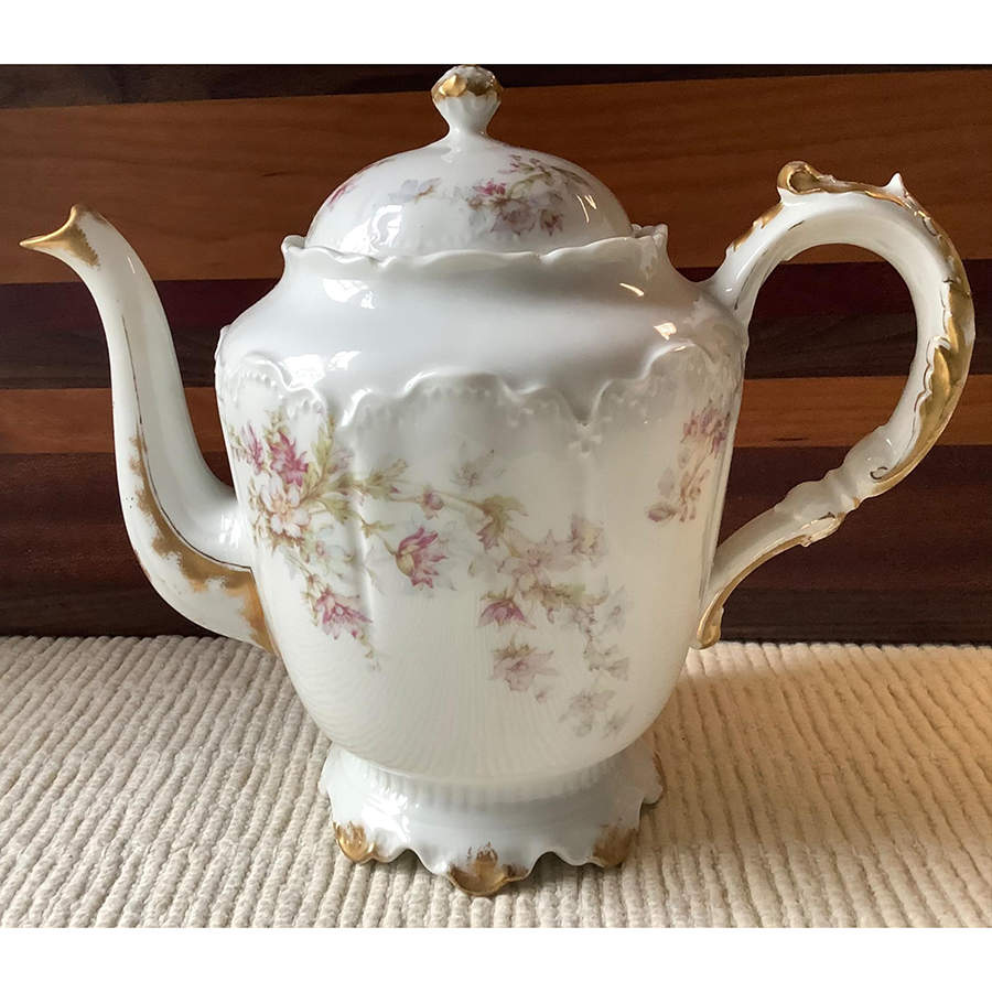 Schleiger 91b Teapot & Lid by Haviland-1