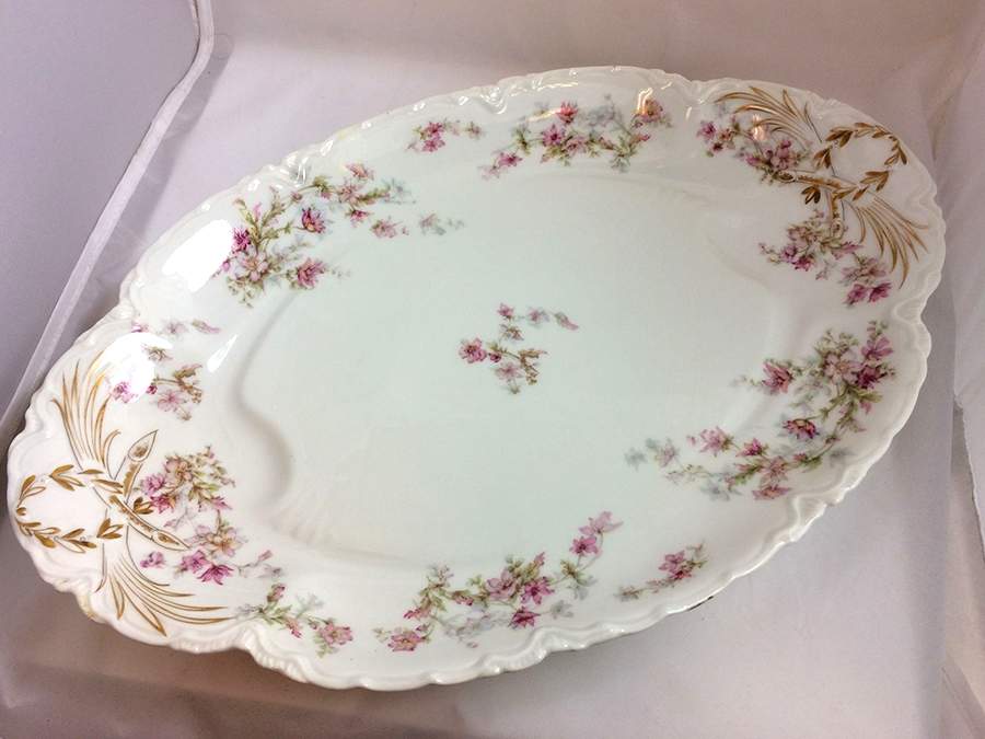 Schleiger 91C 18" Oval Serving Platter by Haviland-1