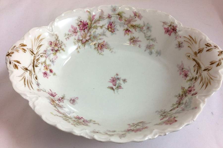 Schleiger 91C 9" Oval Vegetable Bowl by Haviland-1