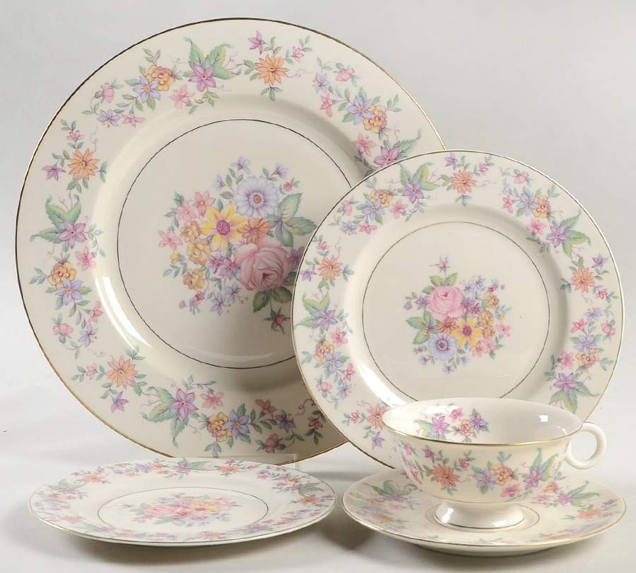 Springtime (New York) 5 Piece Place Setting by Haviland-1