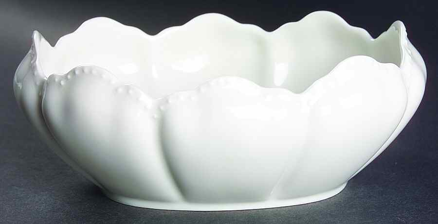 Star 7" Oval Vegetable Bowl by Haviland-1