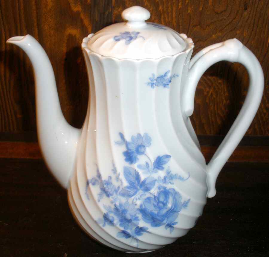 Strasbourg Small Coffee Pot & Lid by Haviland-1