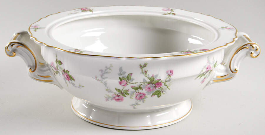 Sylvia White (Louis XIV, Newer) Tureen No Lid by Haviland-1