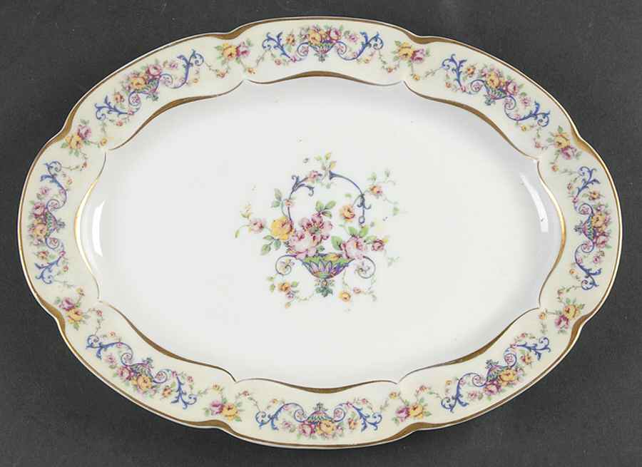 Symphony (Older, Gold Trim) 11" Oval Serving Platter by Haviland-1