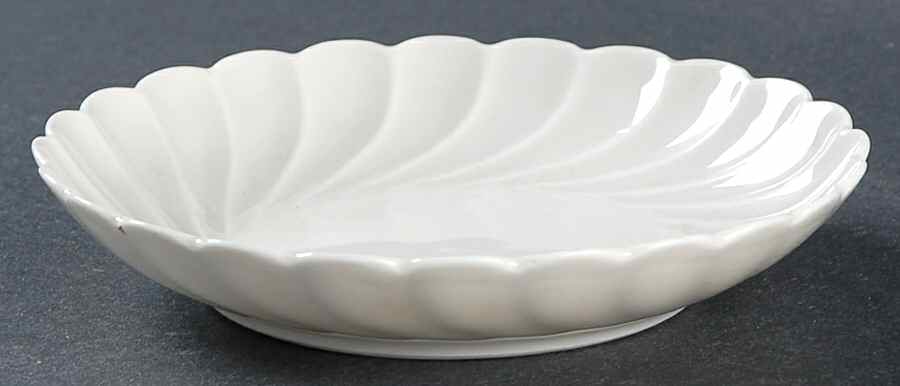 Torse White (Newer, Post 1950) Fruit/Dessert (Sauce) Bowl by Haviland-1