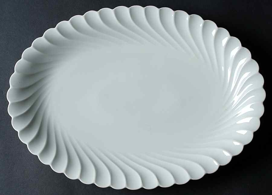 Torse White (Newer, Post 1950) 13" Oval Serving Platter by Haviland-1