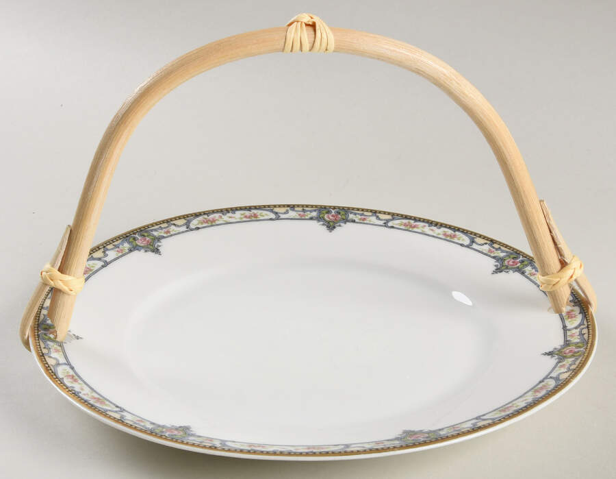 Troy (France) 5 3/8"-5 5/8" Bamboo Handled Serving Plate  HC by Haviland-1
