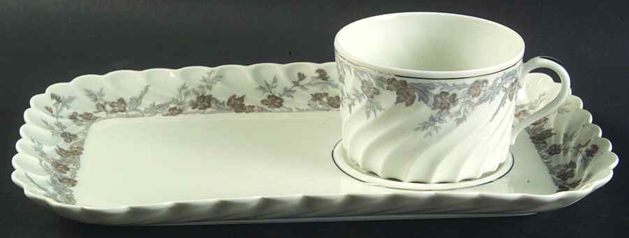 Valmont Snack Plate & Cup Set by Haviland-1