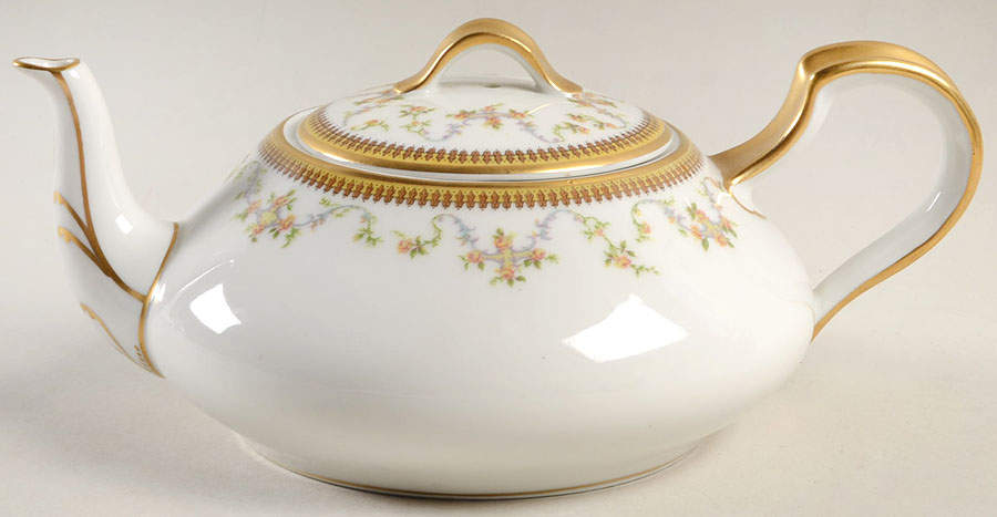 The Valmont (Old, Gold Trim) Teapot & Lid by Haviland-1