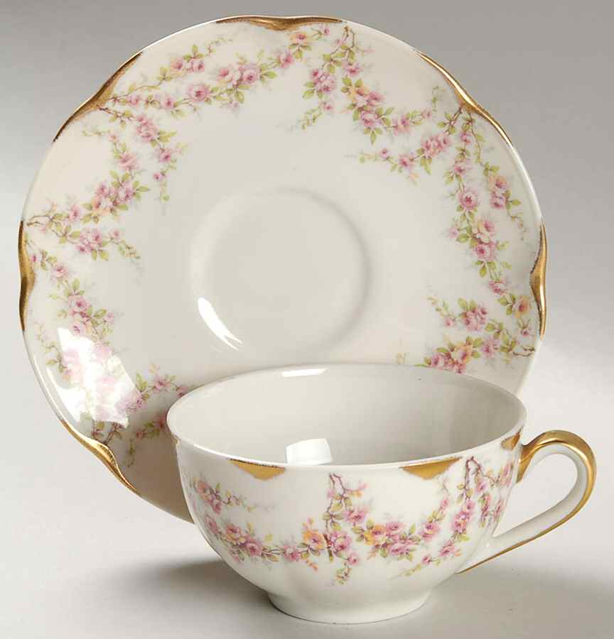 Varenne (New York) Flat Cup & Saucer Set by Haviland-1