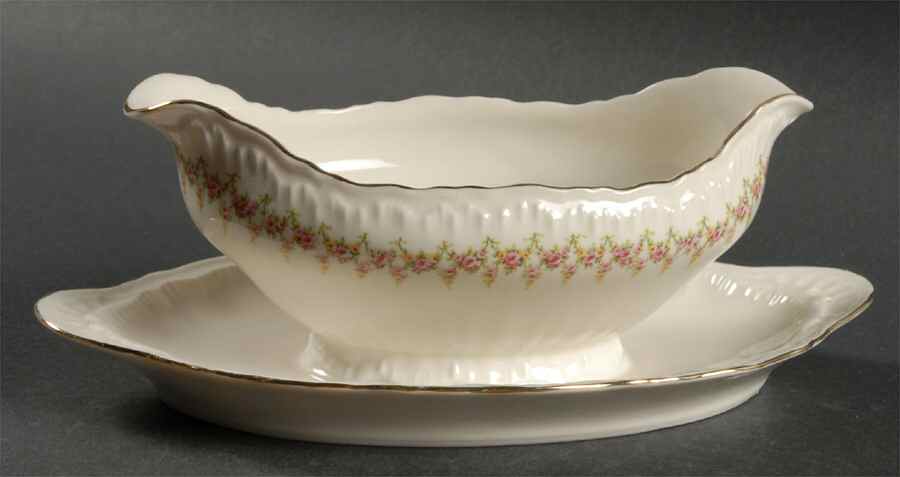 Veronica Gravy Boat with Attached Underplate by Haviland-1